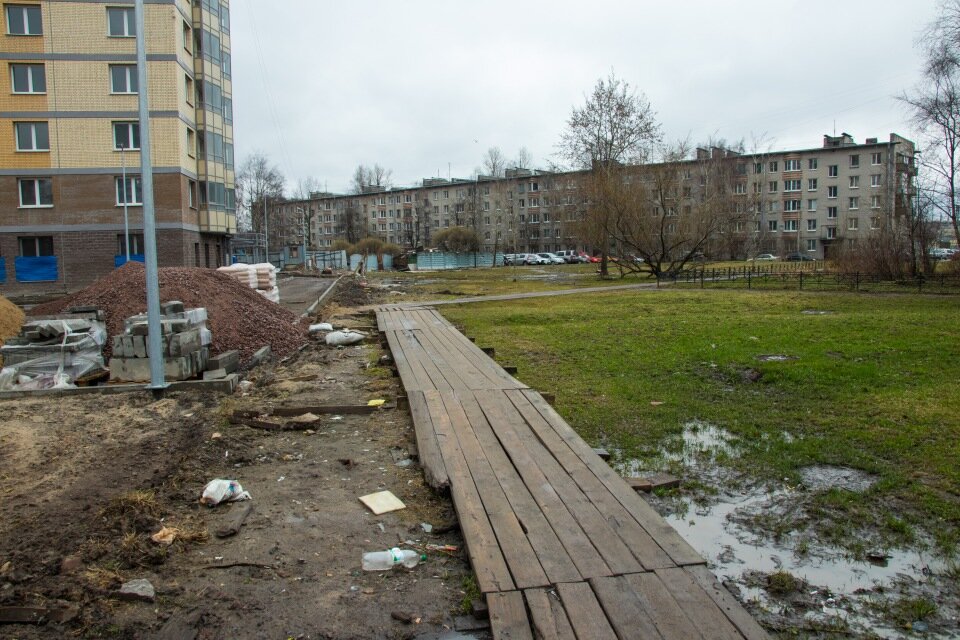 Спб плохой. Питер плохие районы. Худшие районы СПБ. Плохие микрорайоны. Питер страшные районы.