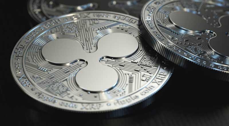 В конце июня против Ripple был подан ещё один коллективный иск. Главный истец, Дэвид Оконер (David Oconer), требует признать криптовалюту XRP ценной бумагой. 
Иск был зарегистрирован в Верховном суде Калифорнии. В качестве ответчиков в нём указаны Ripple Labs, исполнительный директор компании Брэд Гарлингхаус (Brad Garlinghouse) и подразделение XRP II LLC.

Согласно иску, то, как криптовалюта Ripple управляется и распространяется Ripple Labs, а также сочетается с продуктами компании, делает XRP ценной бумагой. Соответственно, продавая XRP, Ripple Lab нарушила законодательство о ценных бумагах.

В иске также говорится, что Ripple Labs продвигала XRP, пытаясь повысить цену криптовалюты. Одним из способов достижения этой цели было ограничение дистрибуции. Так, в мае прошлого года компания сообщила, что распространение 61,68 млрд XRP, принадлежащих Ripple, будет ограничено, а 55 млрд XRP будет размещено на целевом депозитном счёте. По мнению истца, руководство Ripple, включая CEO компании, активно промотировало этот факт, чтобы поднять цену криптовалюты. В итоге, благодаря ограниченному предложению XRP им удалось достигнуть желаемого эффекта.

Это уже третий групповой иск против Ripple с требованием признать XRP ценной бумагой. Первый иск был подан в мае, а второй – в начале июня.

Перед этим, в апреле, бывший глава Комиссии по срочной биржевой торговле США (CFTC) Гэри Генслер (Gary Gensler) заявил, что Ethereum и Ripple могут представлять собой незарегистрированные ценные бумаги, при этом Ripple будет сложно доказать обратное, поскольку компания контролирует значительную часть токенов и развитие проекта.