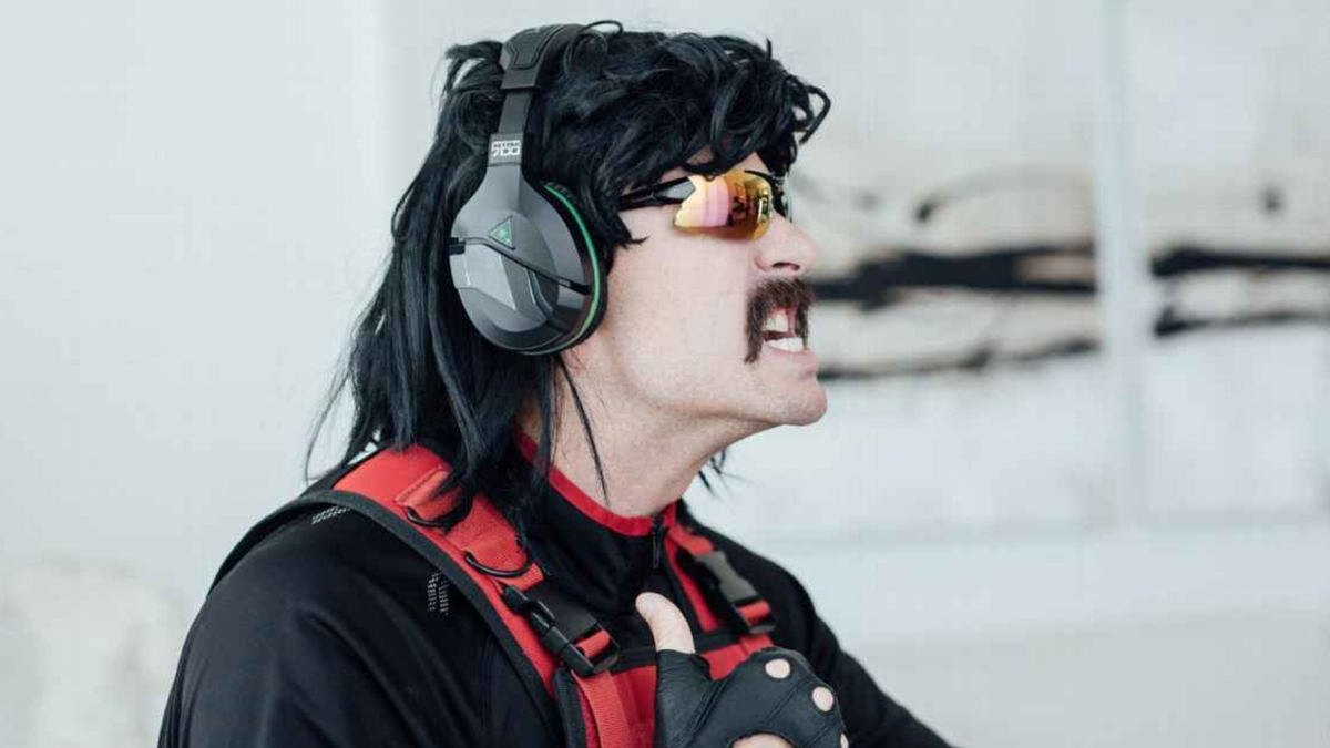 Видео: стрельба в дом известного стримера DrDisrespect заставила его  закончить стрим | Мамкин Криптовалютчик | Дзен