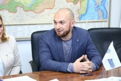 Одной из ключевых проблем развития предпринимательства России является ограниченный доступ к финансовым ресурсам. Идеальный клиент для банка – крупное предприятие, со стабильно высокими оборотами, дорогими активами, штатами специалистов по управленческому учету и бизнес-планированию.