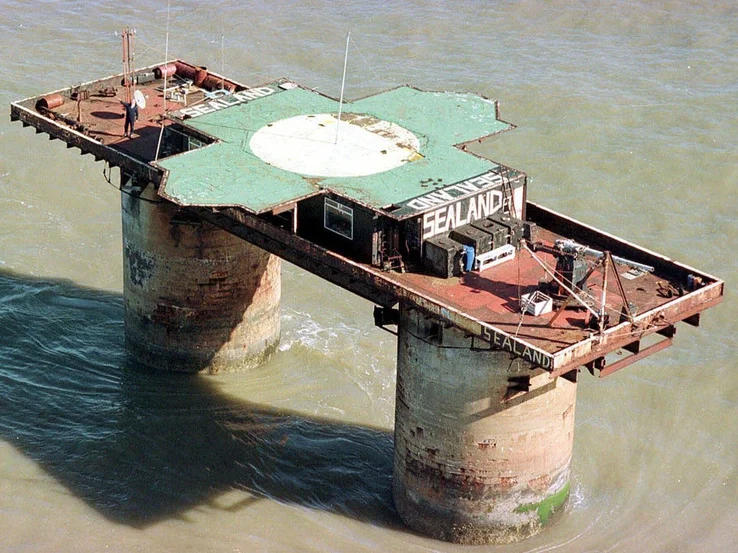 Платформа Рафс-Тауэр, на суверенитет над которой претендует княжество Силенд