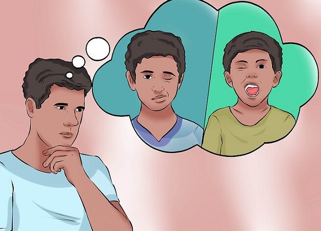 К данному типу недуга относят непроизвольные сокращения мышц нижних и верхних конечностей. Внизу мышечные подергивания происходят реже, чем вверху. Однако, к моторному типу, также относятся непроизвольные движения (взмахи руками, щелканье или перебирание пальцами и т.п.).