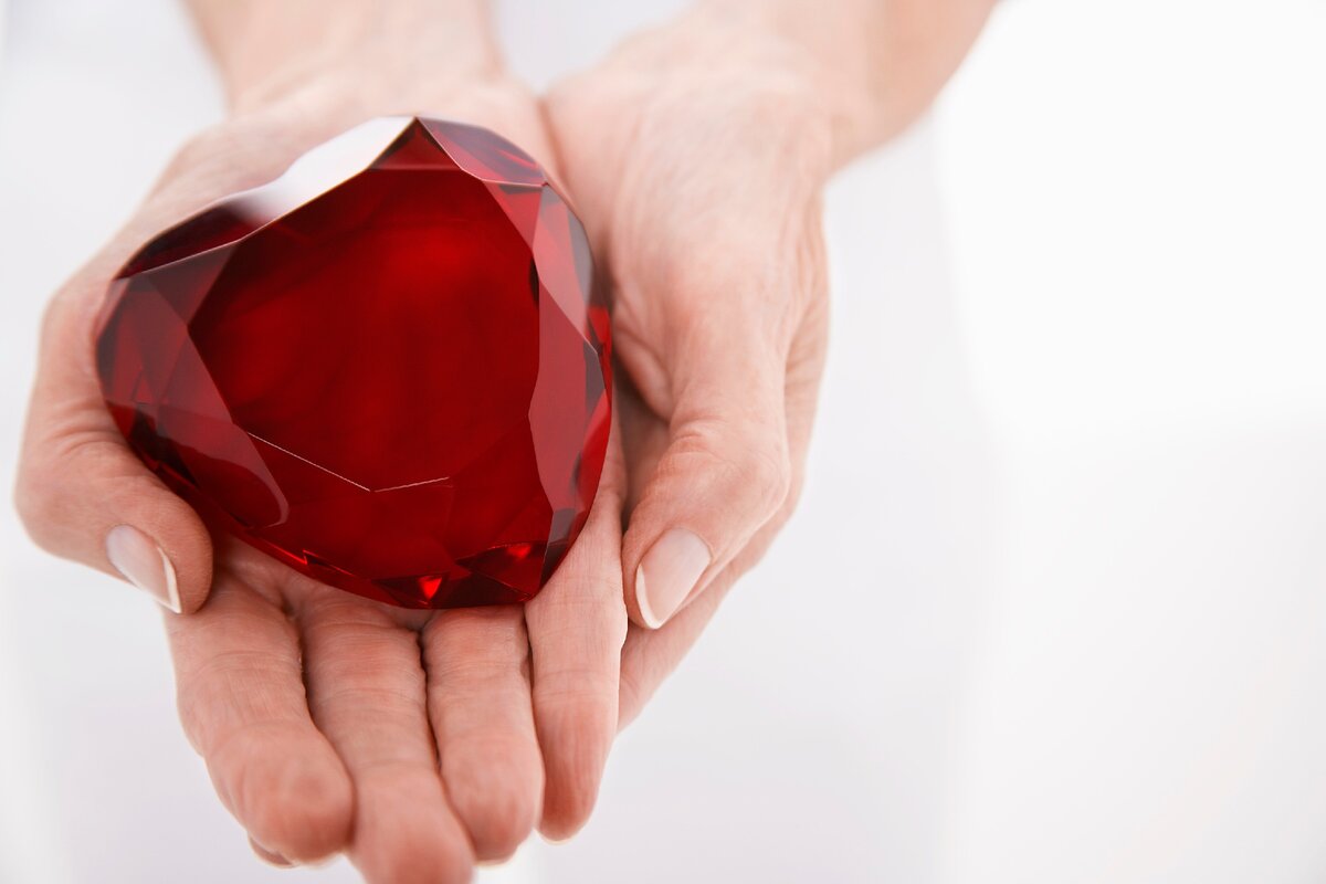 Белый приворот по фотографии