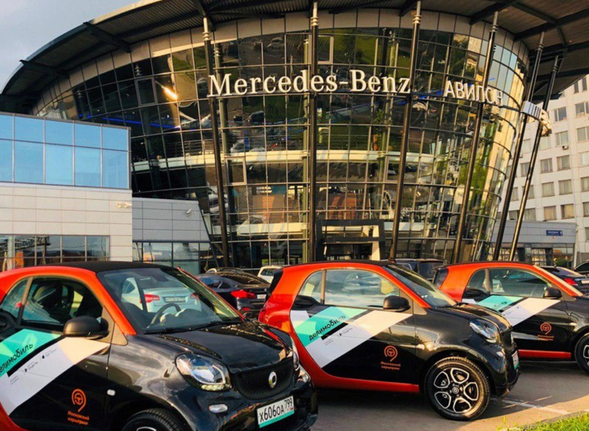 каршеринг москва делимобиль. Kia sportage делимобиль. Skoda octavia делимобиль. каршеринг дели мобиль. автопарк каршеринг.