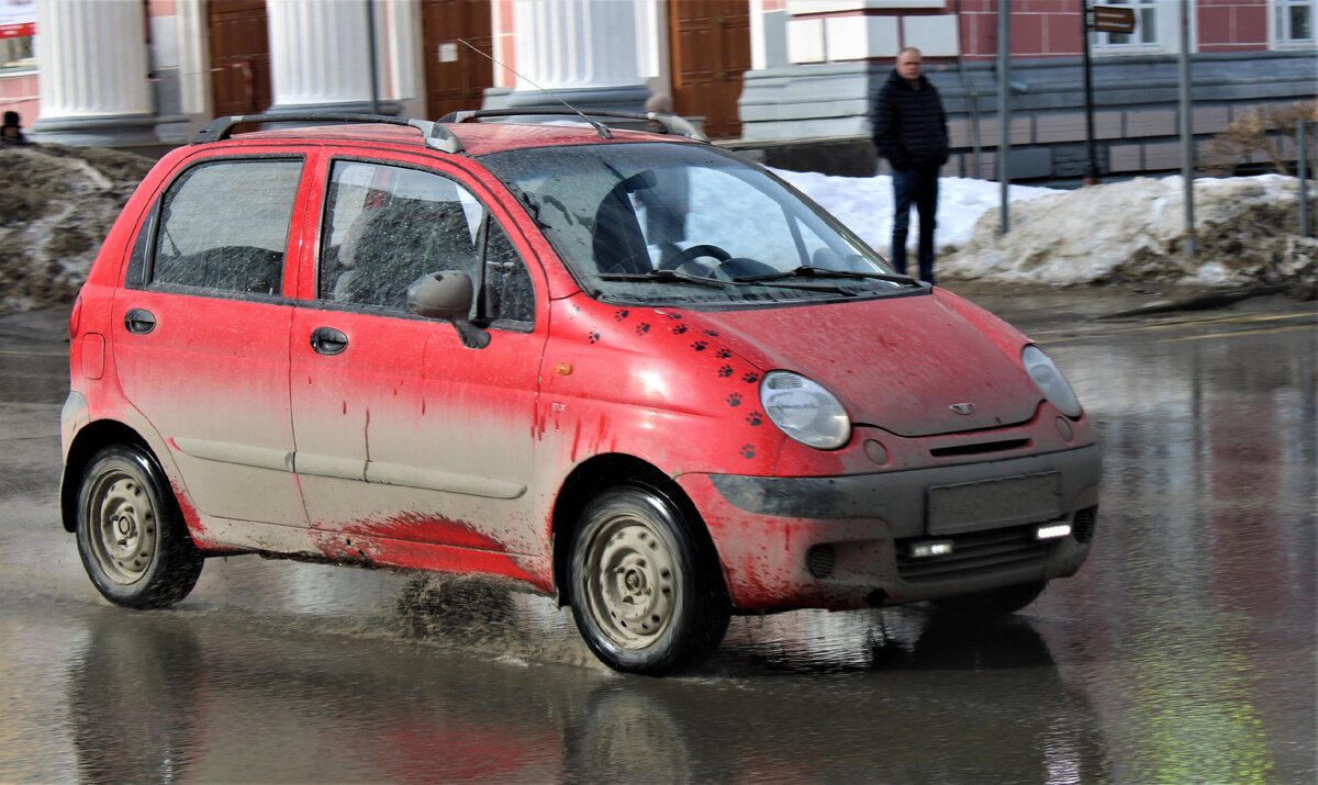 грязь на авто из-за дорожных условий