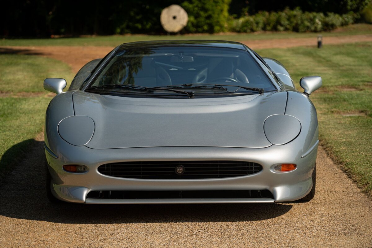 Jaguar XJ 220, 1991-1994. | Папа купил автомобиль | Дзен