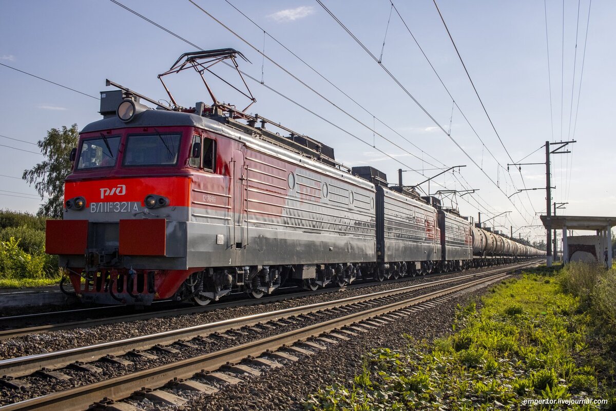 Электровоз ВЛ11М-321/287Б, о.п 332 км.
