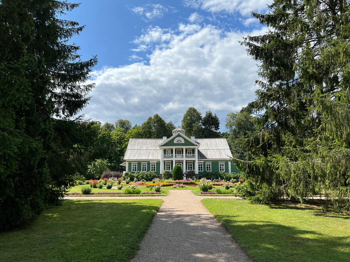 Усадьба "Петровское"