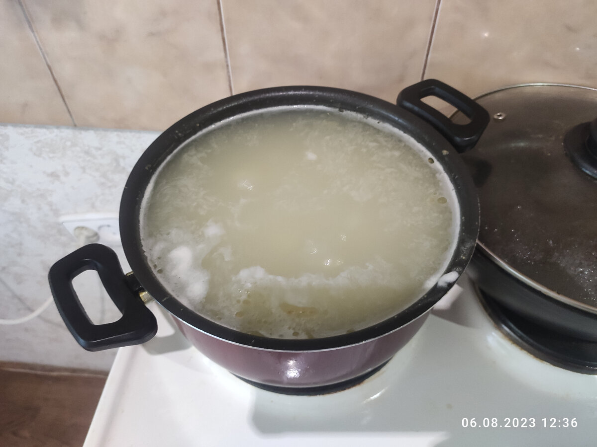 Лёгкий куриный бульон.