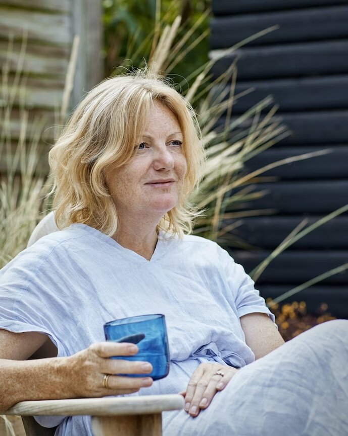 «Пасха изменила всё». Семья восстановила старую казарму на 20м? и ...