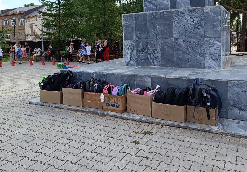  📷    Компания РОСТА-Терминал вручила 30 школьных ранцев сорочинским ребятишкам Марина Шарт