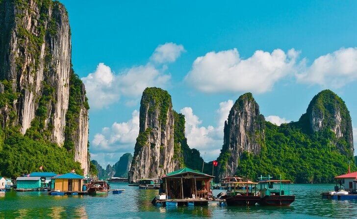 Бухта Халонг, Вьетнам