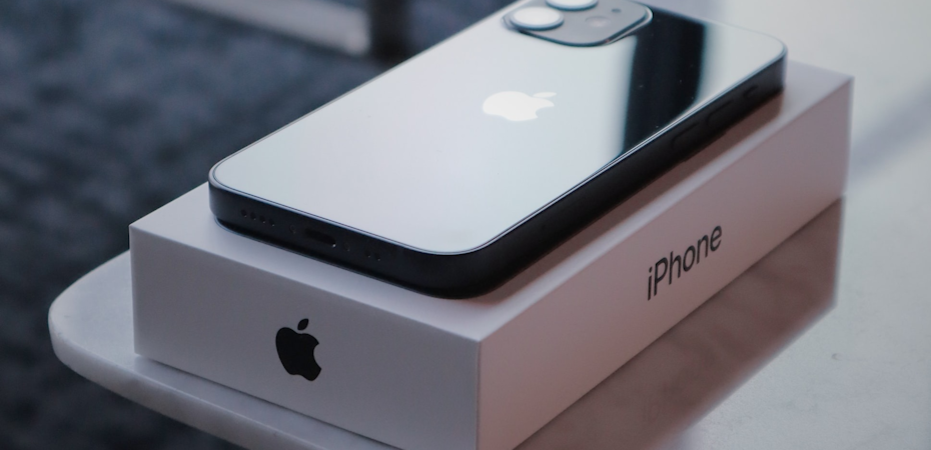    iPhone