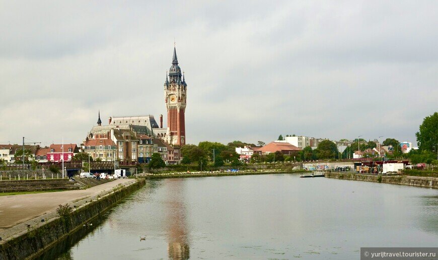 Ратуша в Кале © YurijTravel