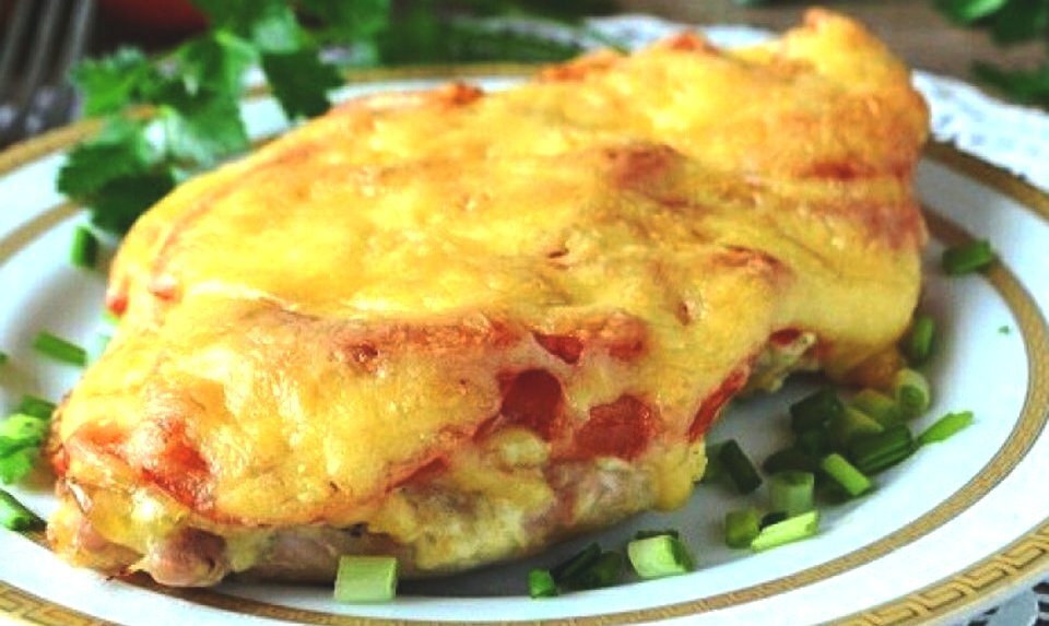 Куриная отбивная под сыром.