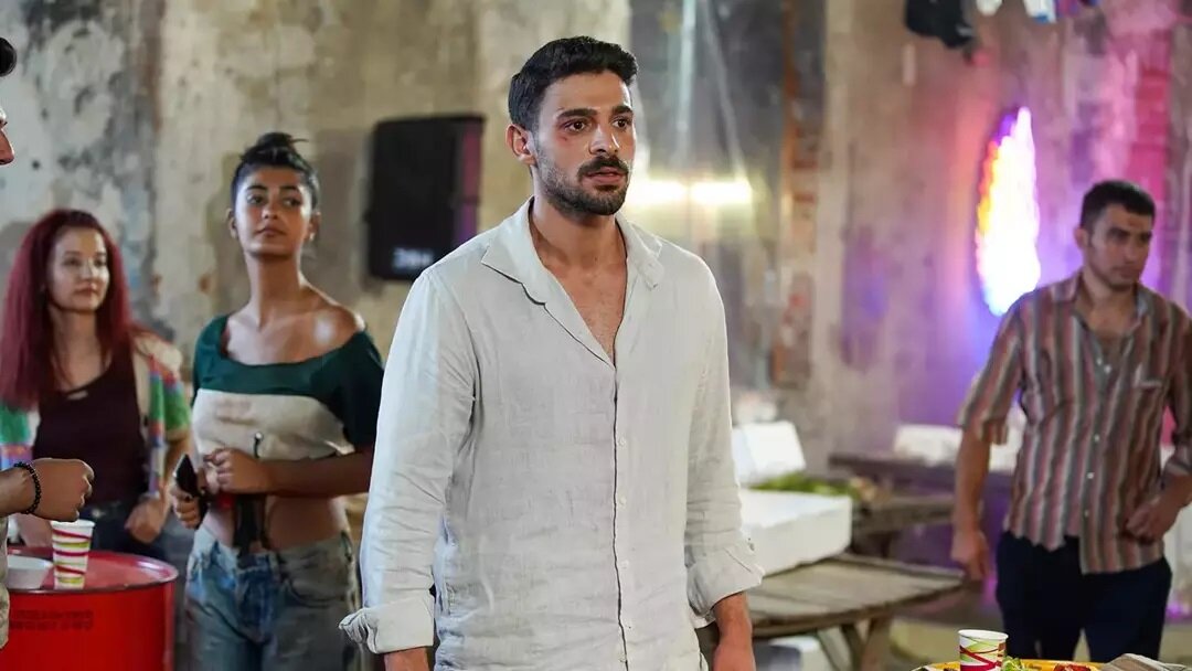 Кадр из сериала "Дикий". Картинка из Интернета.