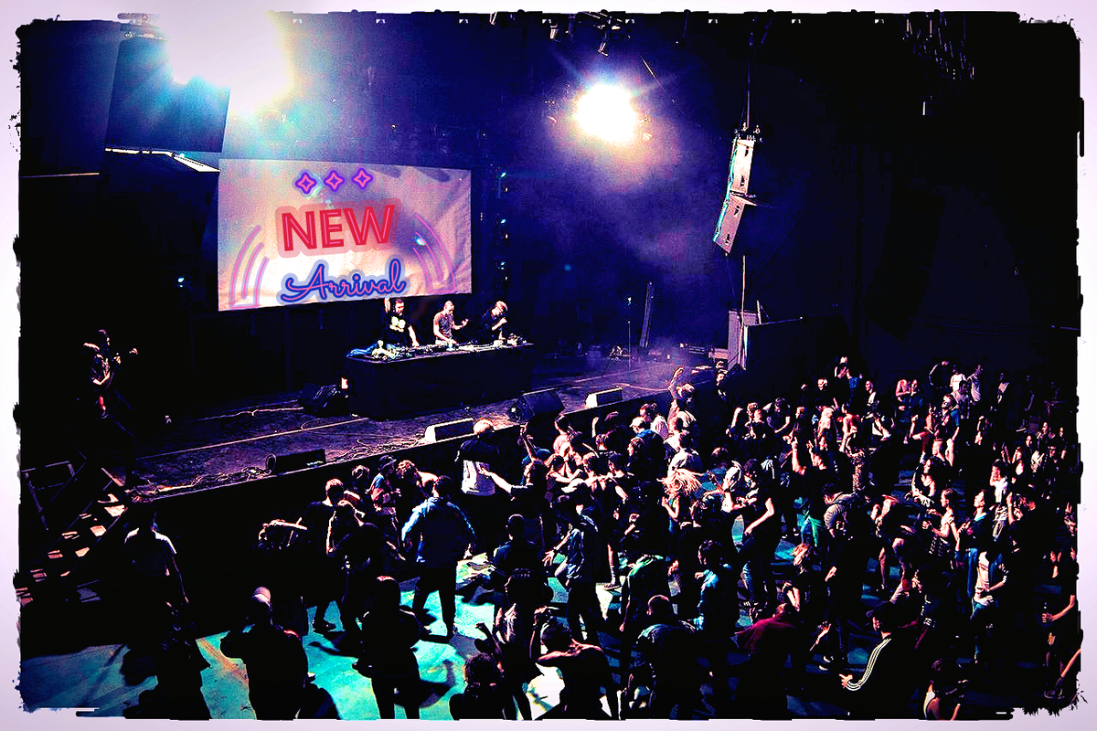 Что такое рейв? Это целое путешествие за 8 часов, впечатления от которого останутся на длительное время