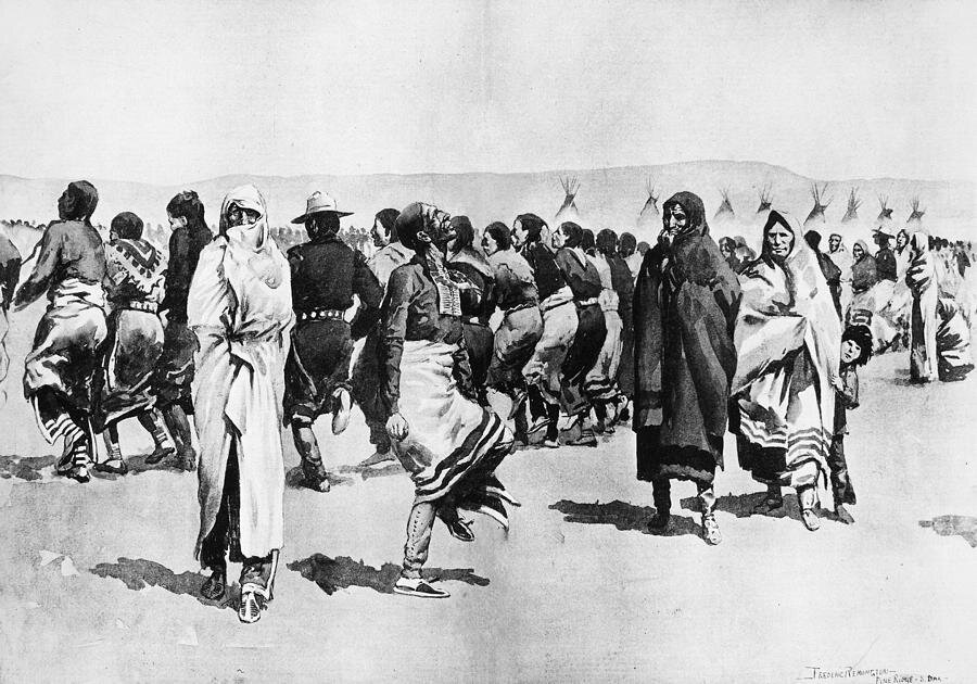 Индейцы во время исполнения "Пляски духов" 