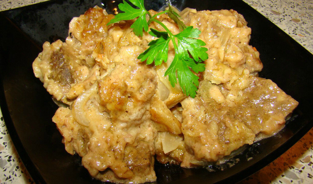 Печень в сметане