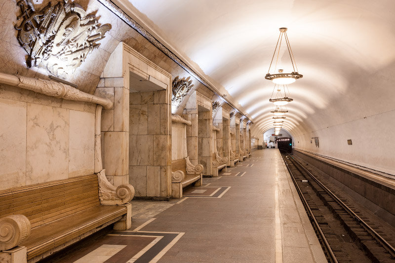 Правда метро москвы. Новокузнецкая станция метро. Новокузнецкая станция метро Москва. Новокузнецкая Замоскворецкая линия. Метро Новокузнецкая Замоскворецкая линия.