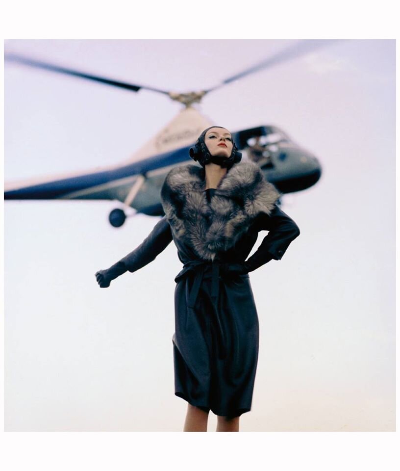 В качестве иллюстрации: Нена фон Шлебрюгге (мама актрисы Умы Турман), 1960 год. Фото: Норман Паркинсон.