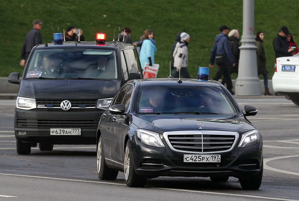 Номер зам. Мерседес 177. Mercedes 620. Мерседес р010ус. Мерседес, гос номер е431ох777.