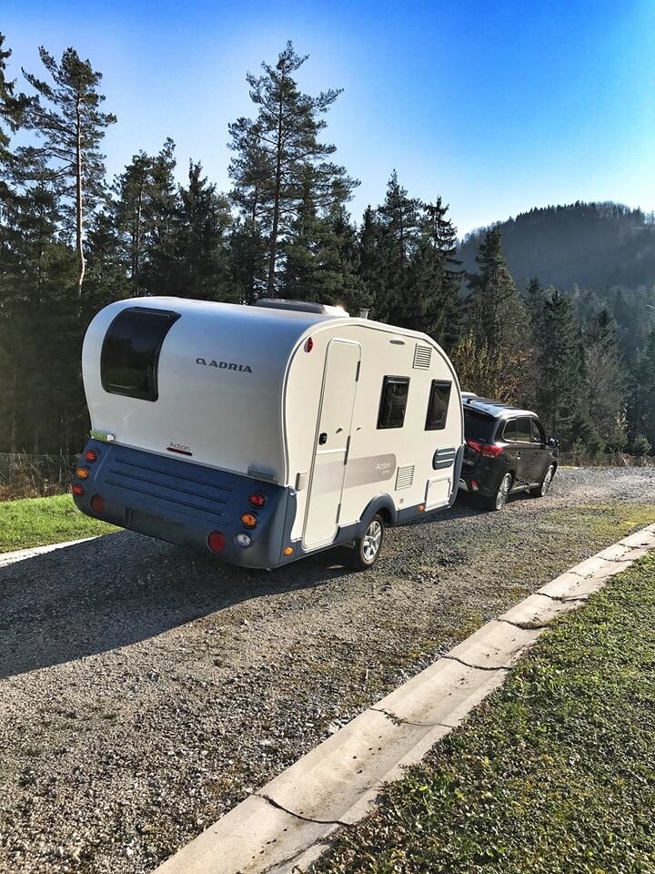 Линейка прицепов Адрия Экшн разрабатывалась для двоих путешественников и в основе проекта была идея создать лёгкий стильный караван который можно буксировать небольшим тягачом. В основе линейки была модель 361 LH. Позже были разработаны другие планировки, но все они по-прежнему были рассчитаны только на двоих отдыхающих. В 2008 году была представлена увеличенная не 30 см модель, которая стала  на много интереснее внутри благодаря просторной столовой группе и полноценной двуспальной кровати которая может быть отделена от гостиной шторой.