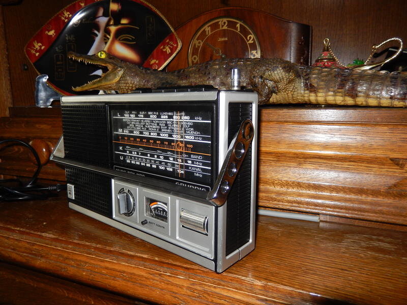 Подобранный хромированный наконечник телескопической антенны