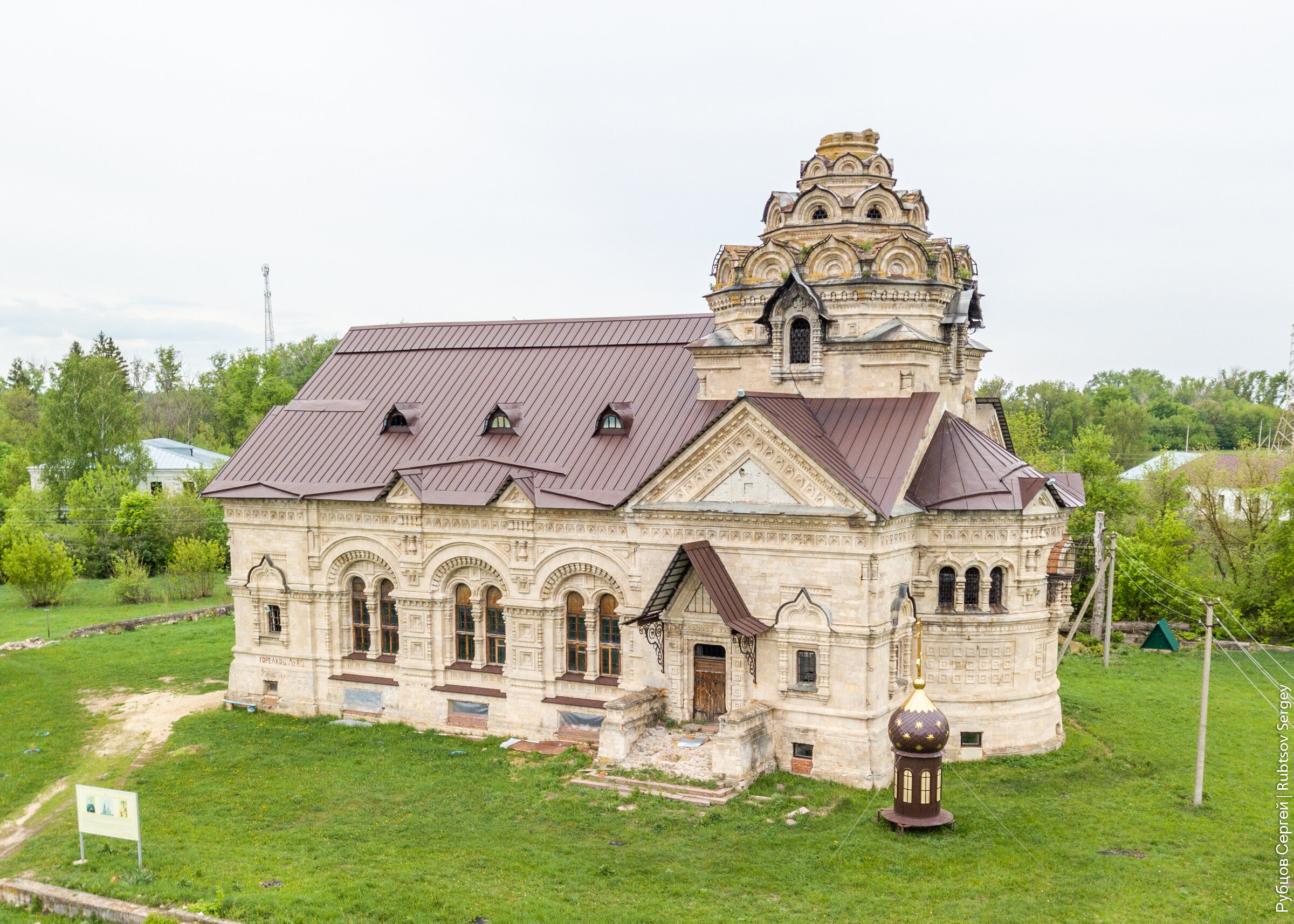 Храм дмитрия солунского березовка липецкая область. Храм дмитрия солунского данковский район. Храм димитрия солунского в березовке. Храм димитрия солунского в березовке. Храм дмитрия солунского село.