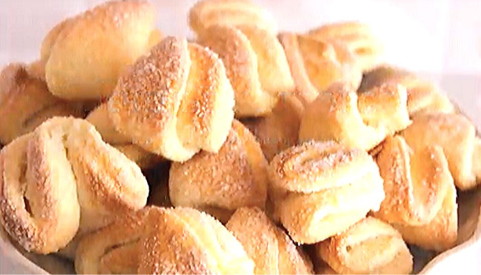Слоеное творожное печенье в сахаре - рецепт с фото пошагово / уральские-газоны.рф