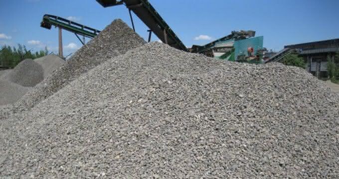 Фотография добычи шлакового щебня - взята из открытых источников.