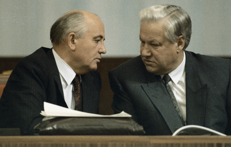 Почему в РФ многие граждане сожалеют о развале СССР