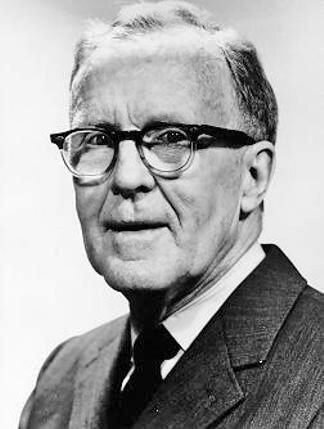 Дональд Хебб  - (1904 - 1985) канадский психолог Канадский физиолог и нейропсихолог. Известен работами, приведшими к пониманию значения нейронов для процесса обучения. Его также называют одним из создателей теории искусственных нейронных сетей, так как он предложил первый работающий алгоритм обучения искусственных нейронных сетей. Википедия