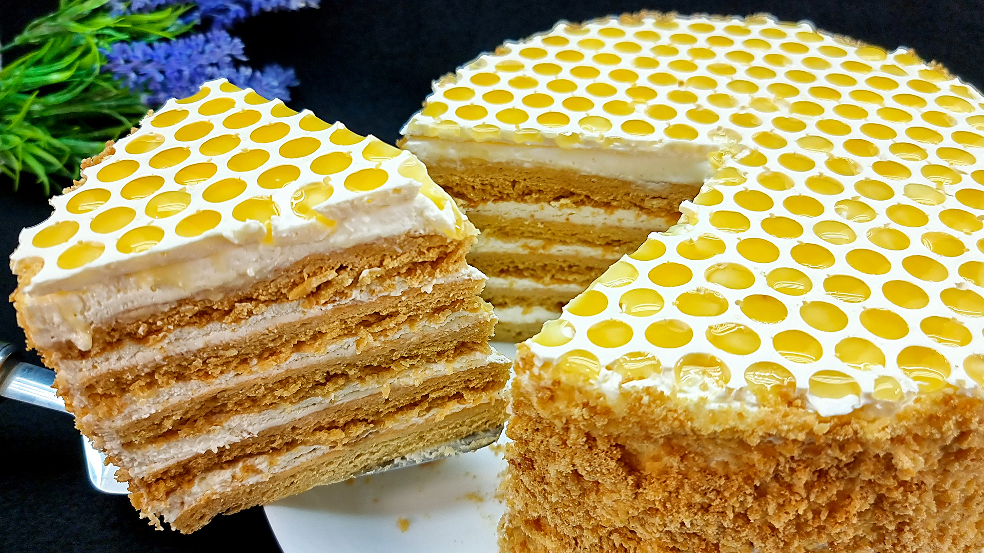 Торт медовик «Пчелка»