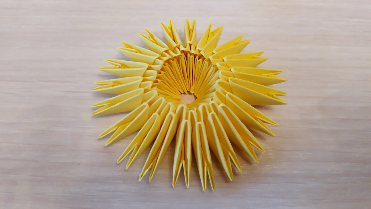 Изготовление поделки «Ромашка» в технике модульное оригами - презентация онлайн