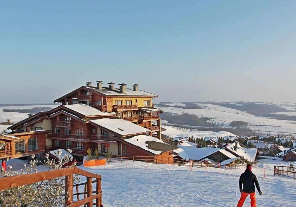 свияжские холмы горнолыжный курорт. казань горнолыжный курорт свияжские холмы. свияжск холмы горнолыжка. свияжск холмы горнолыжка. свияжск холмы казань.