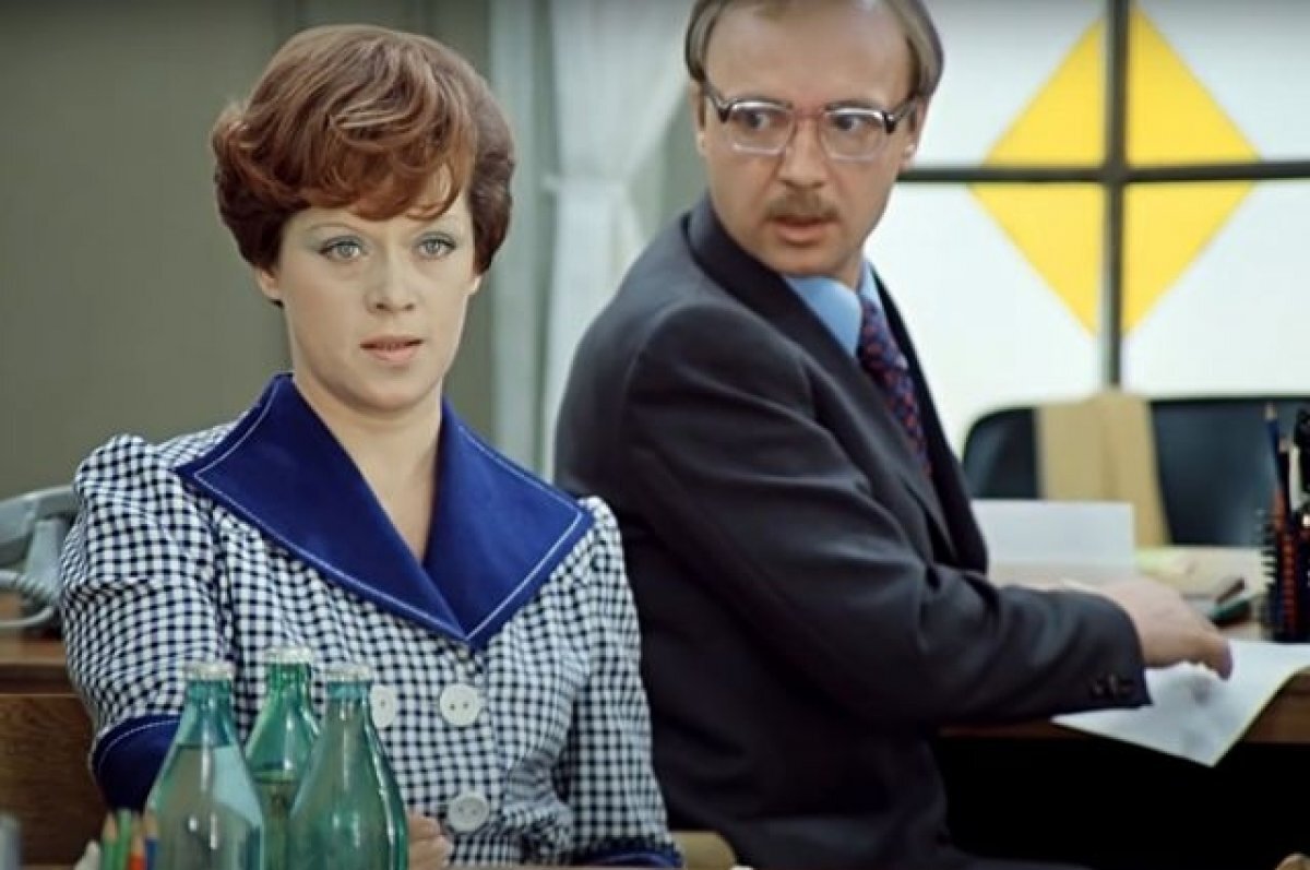    Психолог объяснила, можно ли построить любовь на работе