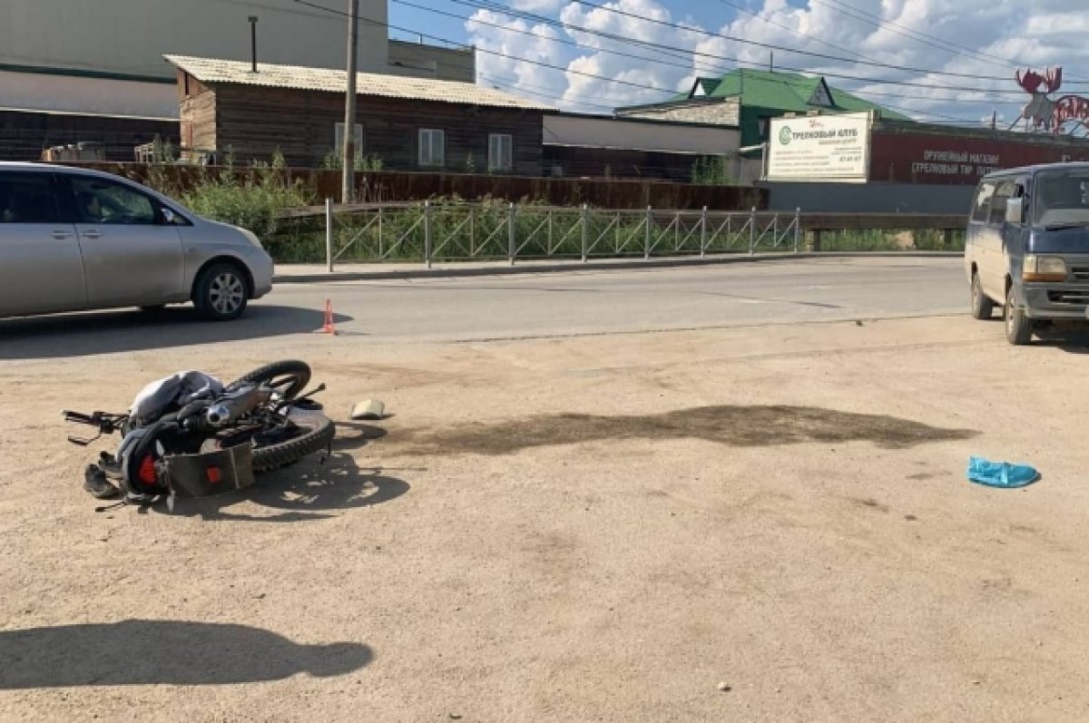    Несовершеннолетняя мотоциклистка без прав устроила ДТП в Якутске