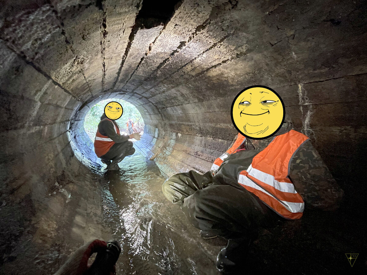 После Чуры мы ощутили, что есть ещё порох в пороховницах и ягоды в ягодицах. И отчего бы не посетить коллектор некоего ручья или скромной речки?-5