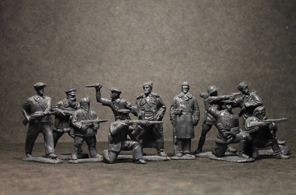 Набор "Советские партизаны" в черном цвете