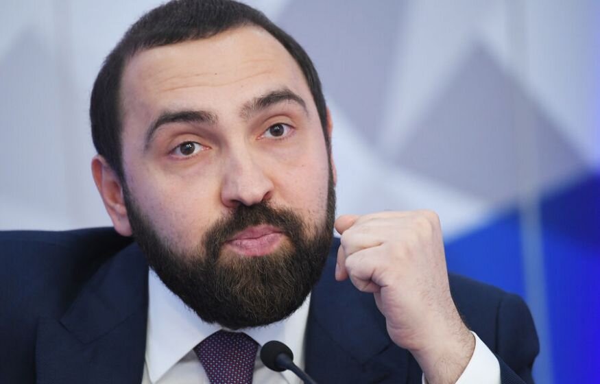    Депутат призвал использовать в России пиратские версии западного ПО