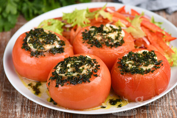 5. Фаршированные помидоры с креветками и рисом