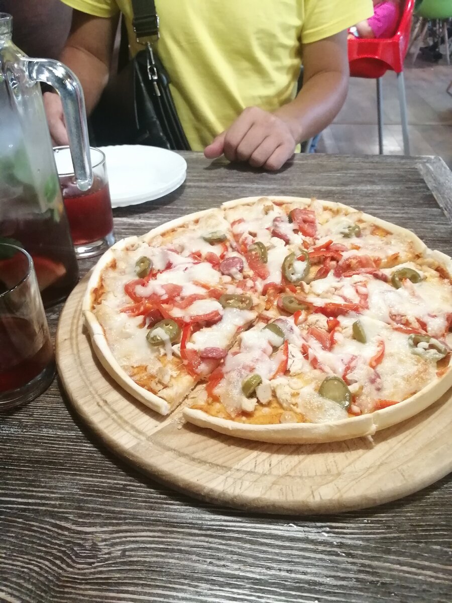 Наша пицца, она была с острым перцем;)