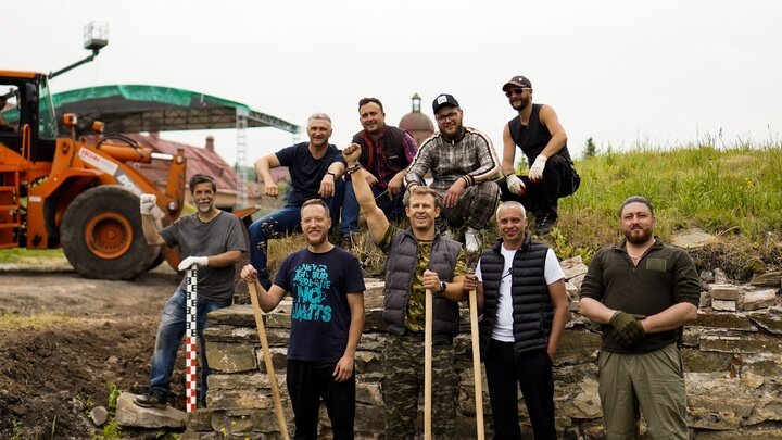 В Кузбассе на территории Кузнецкой крепости прошли масштабные раскопки. Фото: ВКонтакте/Кузнецкая крепость 