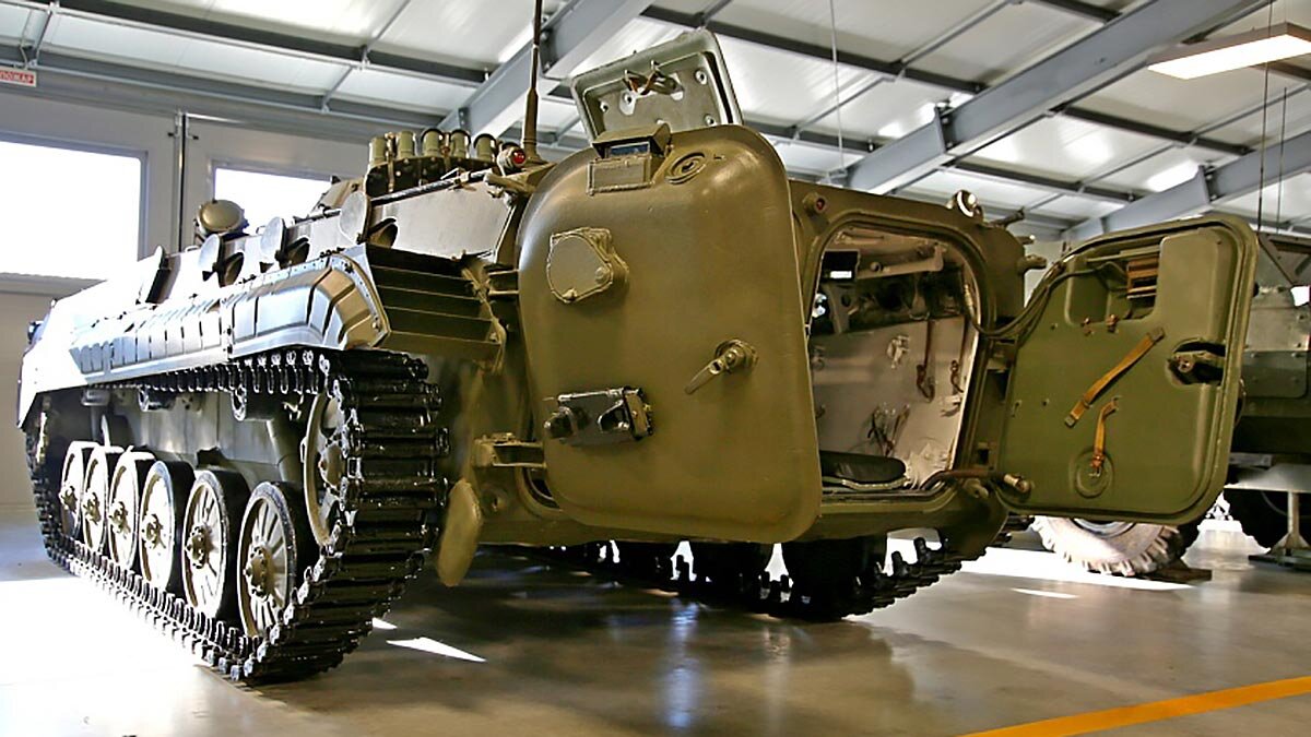     БМП-1 Андрей Соколов
БМП-1 с открытым отсеком для пехотыparkpatriot.ru