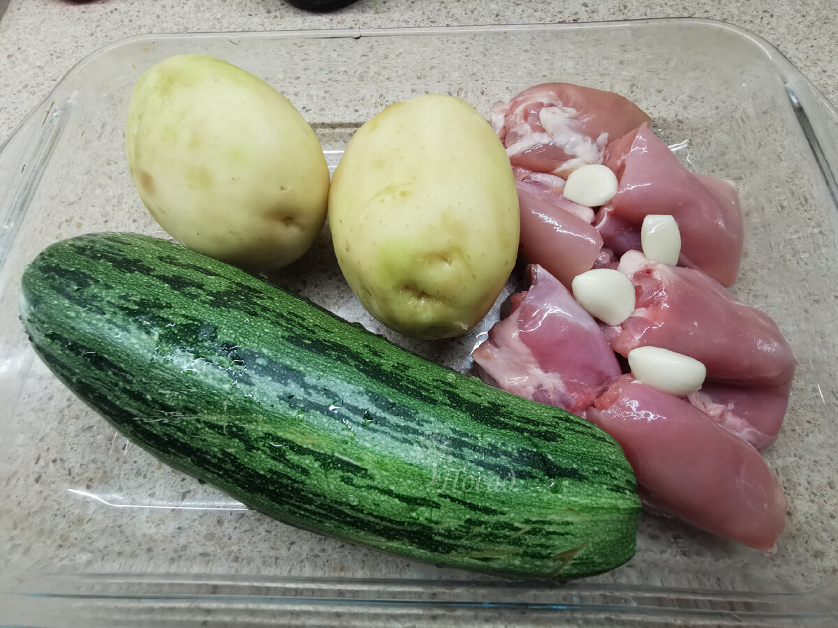 Это все продукты, забыла положить яйцо, но это не страшно. Можно и без него. Будет тоже вкусно.