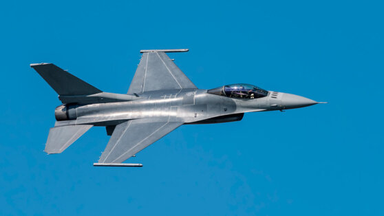    В Дании заявили, что Копенгаген получил разрешение США отправить F-16 Украине Даниил Шалонников