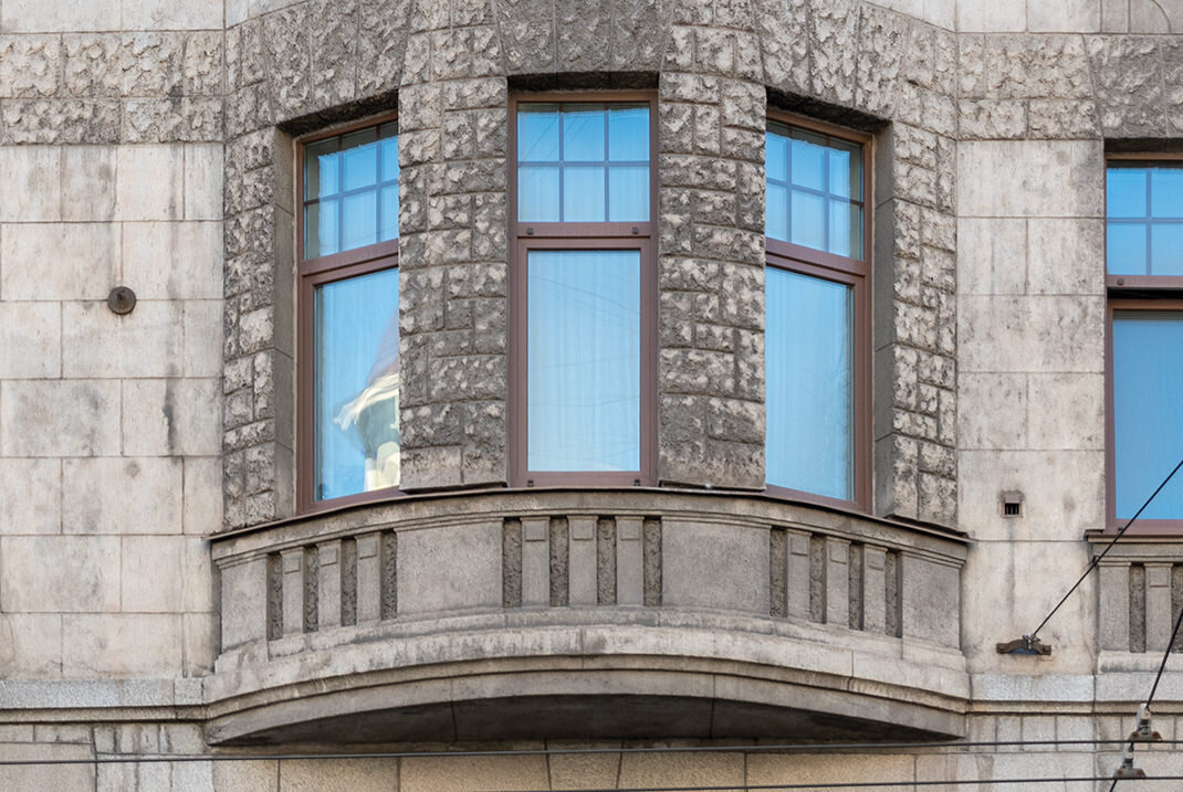 Адрес постройки — Каменноостровский проспект, 54; улица Профессора Попова, 31