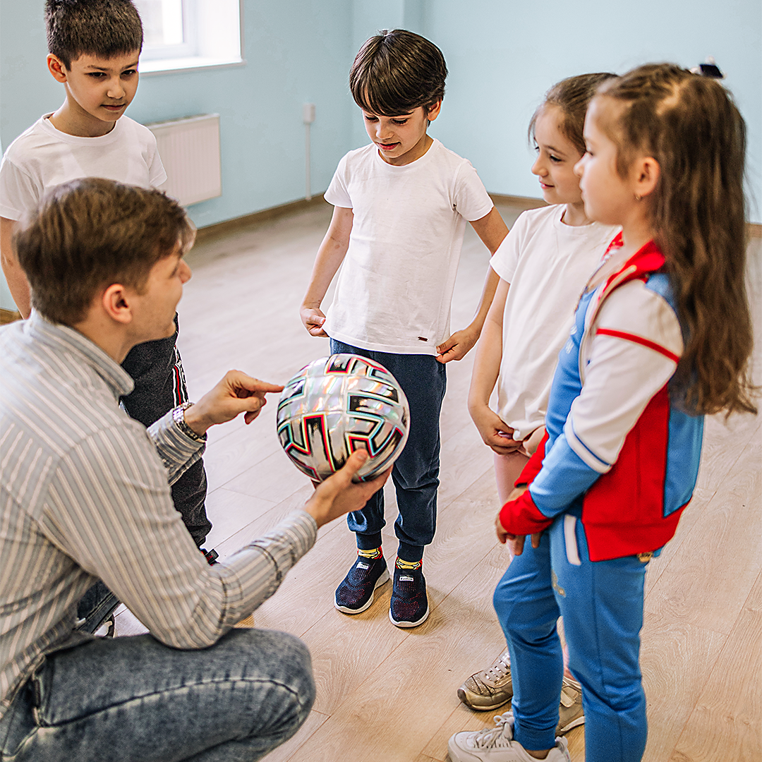 School spb. Частная спортивная школа. Частная школа Санкт-Петербург Приморский район. Образование частная школа. Частная школа на яхтенной.