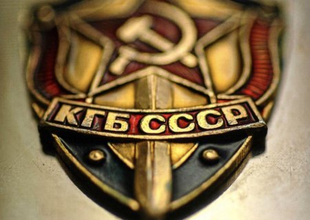    Памятник Дзержинскому установили в штаб-квартире СВР в Москве